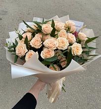 Букет Кремовые розы Латте в Кривцово