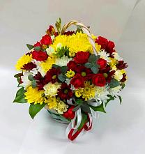 Цветочная композиция из Хризантемы и Розы в корзине в Кривцово